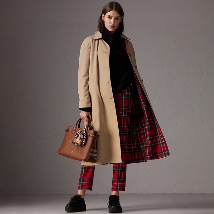 burberry grained leather the banner tote bag